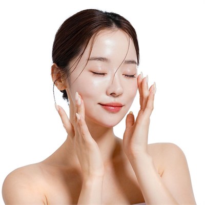 NUMBUZIN No.1 Clear Filter Sun Essence 50ml (Aydınlatıcı ve Nemlendirici Etkili Güneş Koruyucu Esans)