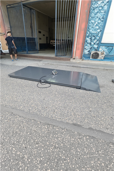 Düz Platform Tek Rampalı Kantar 120x250 Cm 3 Ton Şarjlı 4 Hücreli