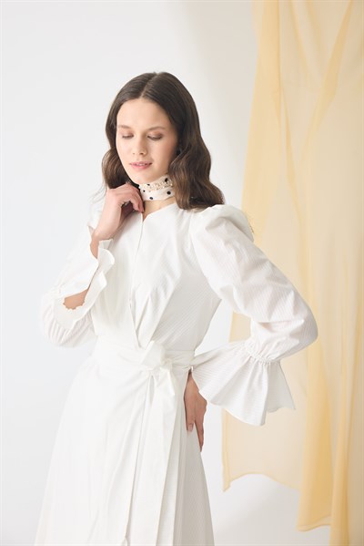 Lumiere Volanlı Beyaz Kaftan Elbise