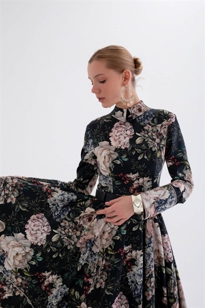 Peony Noire Siyah Çiçekli Kloş Elbise