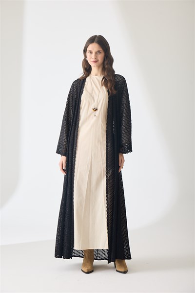 Raven Siyah Dantel Kaftan