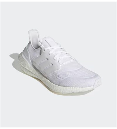ULTRABOOST 22