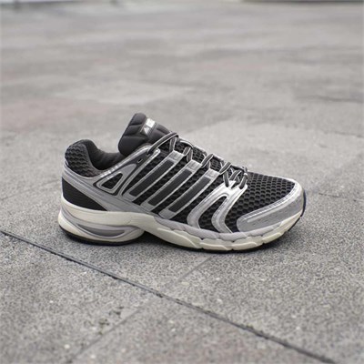 Adistar Control 5 Sneaker