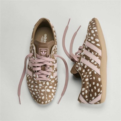 Tokyo Deer Print Sneaker