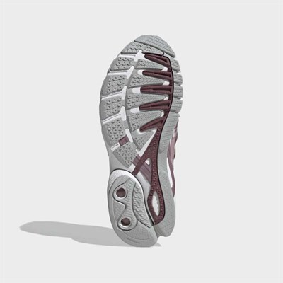 Adistar Control 5 MJ Sneaker