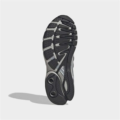 Adistar Control 5 MJ Sneaker