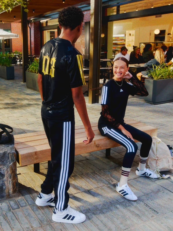 adidas GENÇ