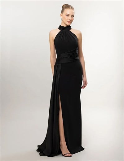 Halter Yaka Belden Drape Detaylı Uzun Abiye