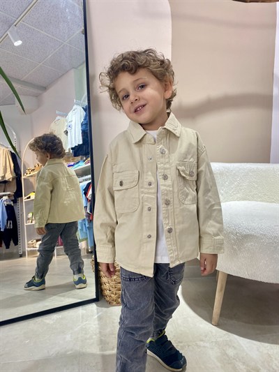 ​​​​​​​Çocuk Denim Ceket – Düğmeli, Rahat Kesim, Bej