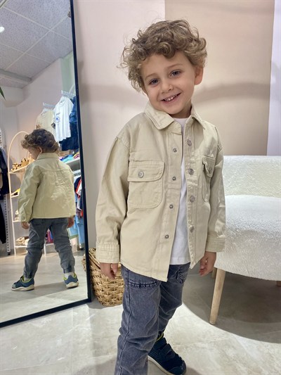 ​​​​​​​Çocuk Denim Ceket – Düğmeli, Rahat Kesim, Bej