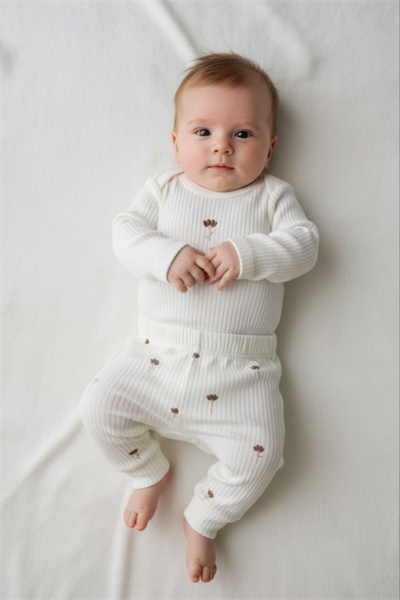 Kız Bebek Çiçek Nakışlı Ribana Zıbın ve Pantolon Takım Ekru