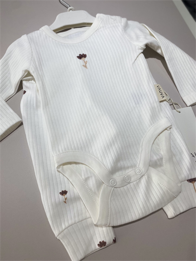 Bebek İkili Zıbın Takım – Krem Çiçek Desenli