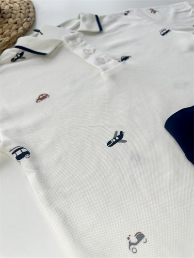 Erkek Çocuk Polo Yaka Takım – Araba Desenli Ekru & Lacivert