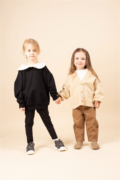 Hırka – Bej Düğmeli Cepli Waffle Kumaş