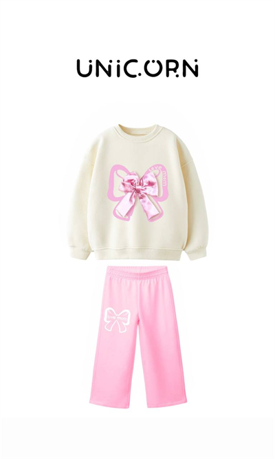 Kurdele Aplikeli Pembe Kız Çocuk Takımı – Sweatshirt & Boru Paça Alt, 2–8 Yaş