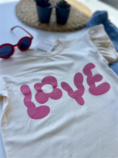 Kız Çocuk Love Baskılı Tişört ve Kot Pantolon Takım