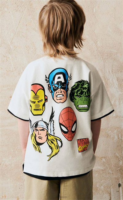 Marvel Comics 2li Takım (Beyaz-Siyah)