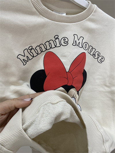 Minnie Mouse Baskılı Bej Sweatshirt – Kız Çocuk, 3 İplik Şardonsuz, %100 Pamuk, 2–7 Yaş