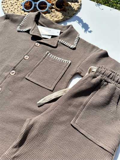 Yaka Detaylı Şortlu Takım - Kahverengi