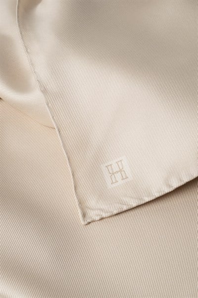 Beige Basic