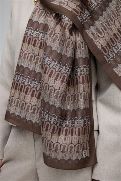 BROWN AMARA