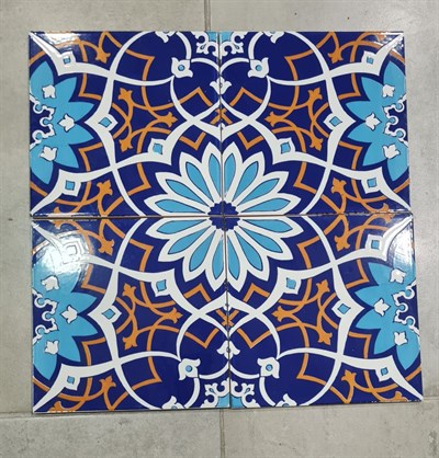 Armada Çini 20x20 Cm SP 202  Çiçek Desen Kütahya İznik Çini Karo