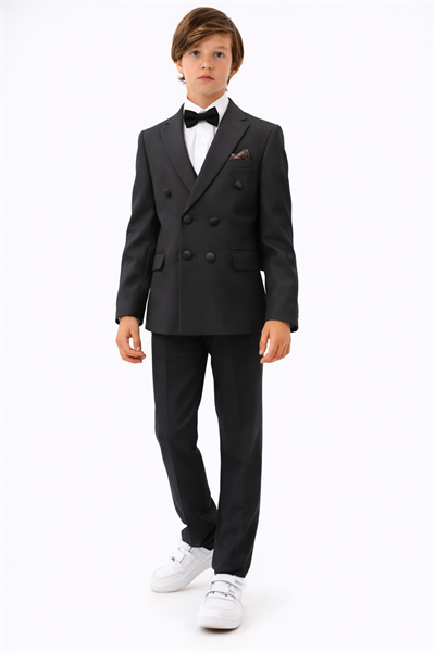 Kruvaze Mendil Detaylı Ceketli Takım Elbise