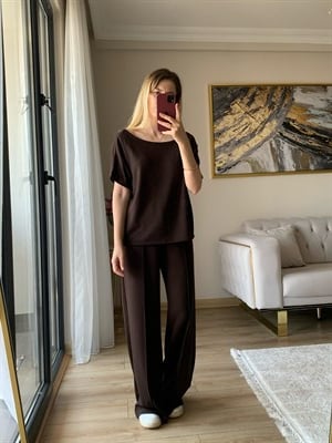 Kayık Yaka Kahverengi Modal Takım