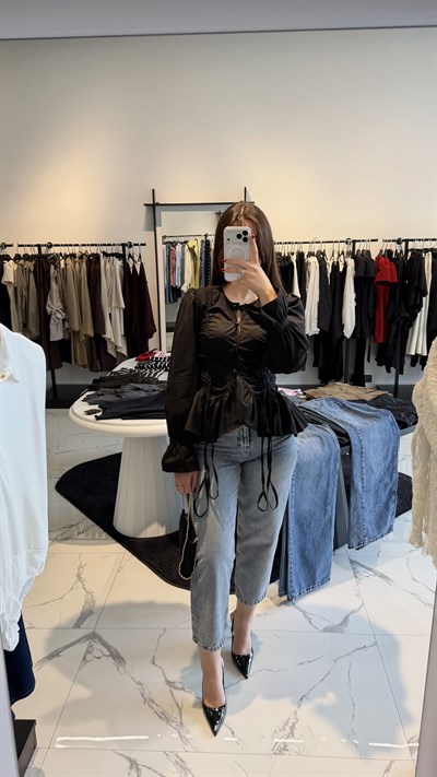 Büzgülü Fırfır Detaylı Tasarım Gömlek 