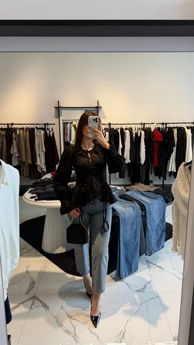 Büzgülü Fırfır Detaylı Tasarım Gömlek 