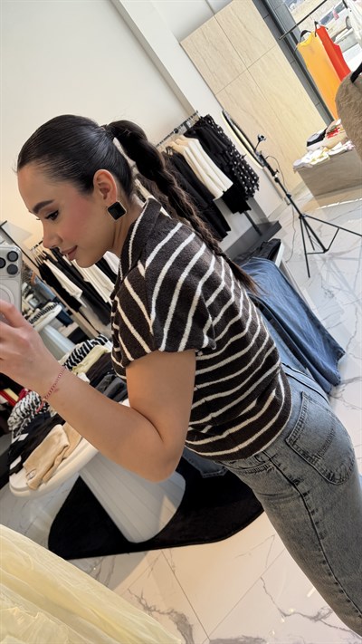 Çizgili Sıfır Kol Triko