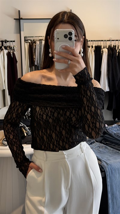 Dantelli Madonna Yaka Bluz