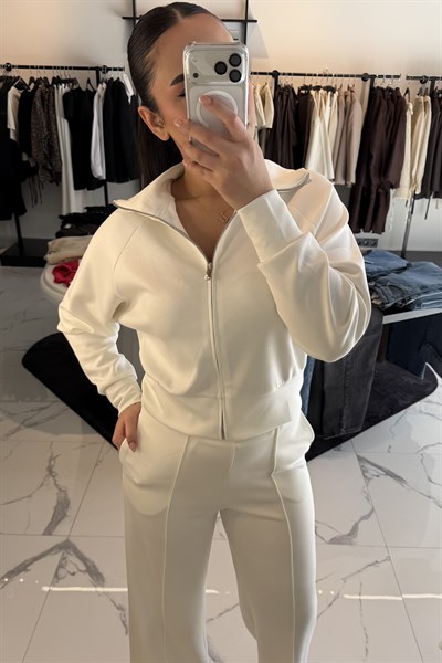 EKRU EŞOFMAN TAKIMI EKRU