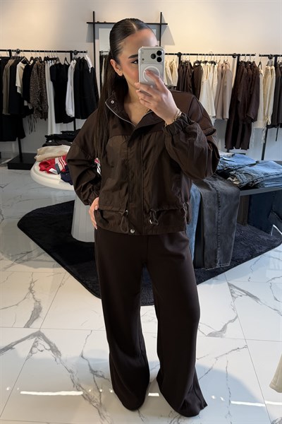 EŞOFMAN TAKIMI KAHVERENGİ