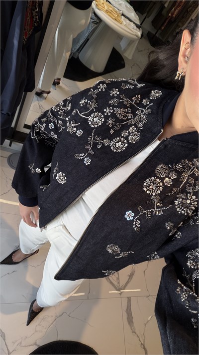 İşleme Detaylı Denim Ceket