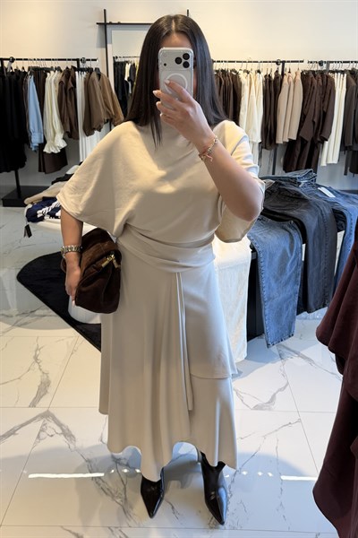 TASARIM ETEKLİ TAKIM TAŞ