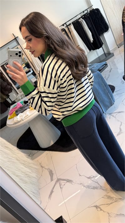 Yakası Fermuarlı Çizgili Triko