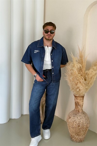 Arka Cep Nakışlı Baggy Jean Mavi