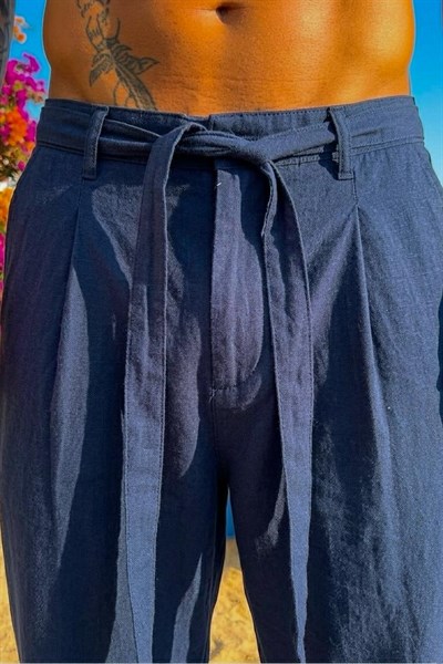 Yumuşak Dokulu Kemer Detaylı Baggy Pantolon Lacivert