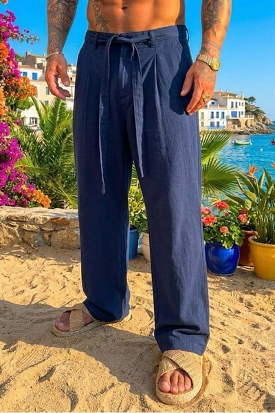 Yumuşak Dokulu Kemer Detaylı Baggy Pantolon Lacivert