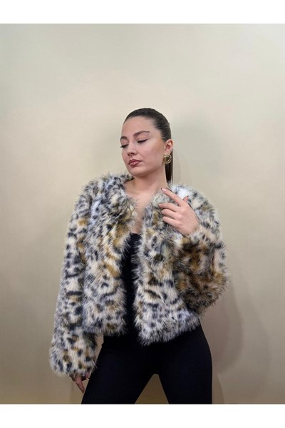 Kadın Leopar Desen Suni Kürk Ceket – Yumuşak Dokulu, Oversize Kürk Ceket