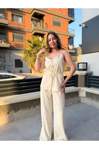 Kadın Tek Pileli Kemerli Bol Paça Pantolon + Düğme Detaylı Askılı Bluz Yazlık Şık İkili Takım