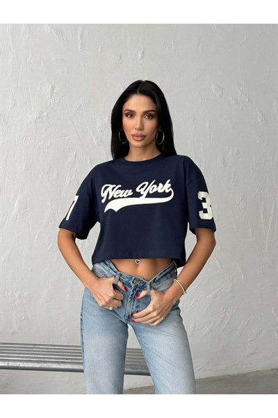 New York Baskılı Crop T-Shirt – Kısa Kesim Oversize Kadın T-Shirt