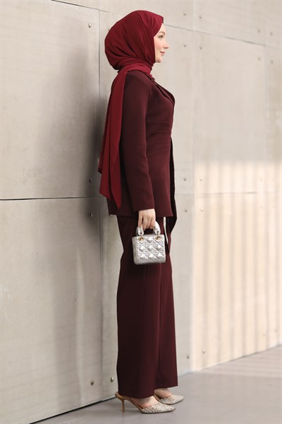 Kuşaklı Blazer Tesettür Takım – Ceket Pantolon Şık ve Modern İkili Takım