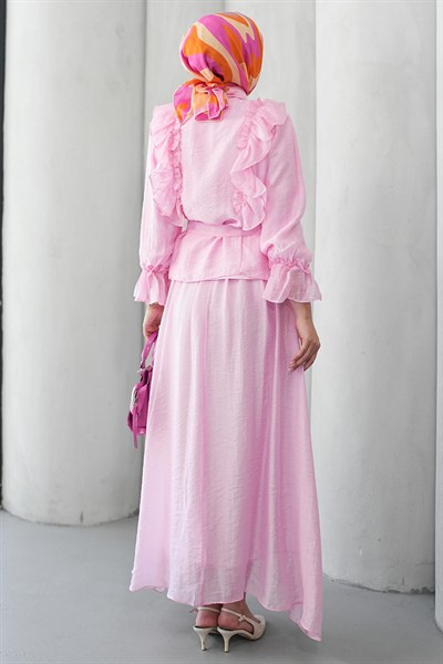 Bluz Yanları Ekli Ve Kol Volanlı Yaka Bağcıklı Tül Etekli Takım  - Pembe