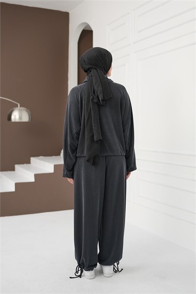 Büzgü Detaylı Pantolon Takım - Siyah