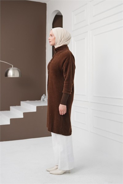 Düğmeli Yumoş Hırka - Kahverengi
