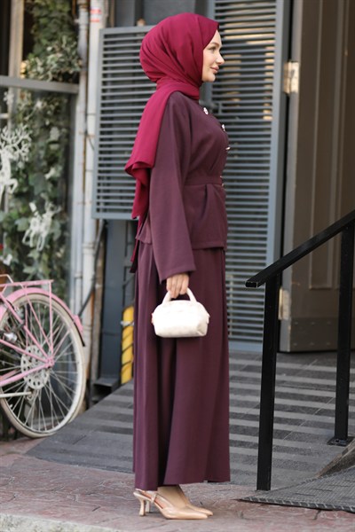 Kemer Detaylı Düğmeli Etekli Tesettür Takım