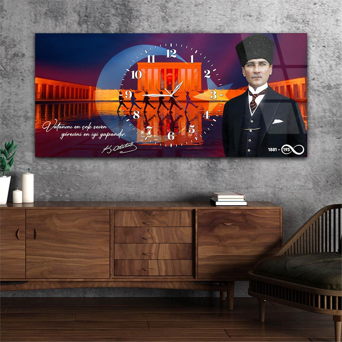 Yatay Saatli Ortadan Vatan Temalı Cam Tablo 170