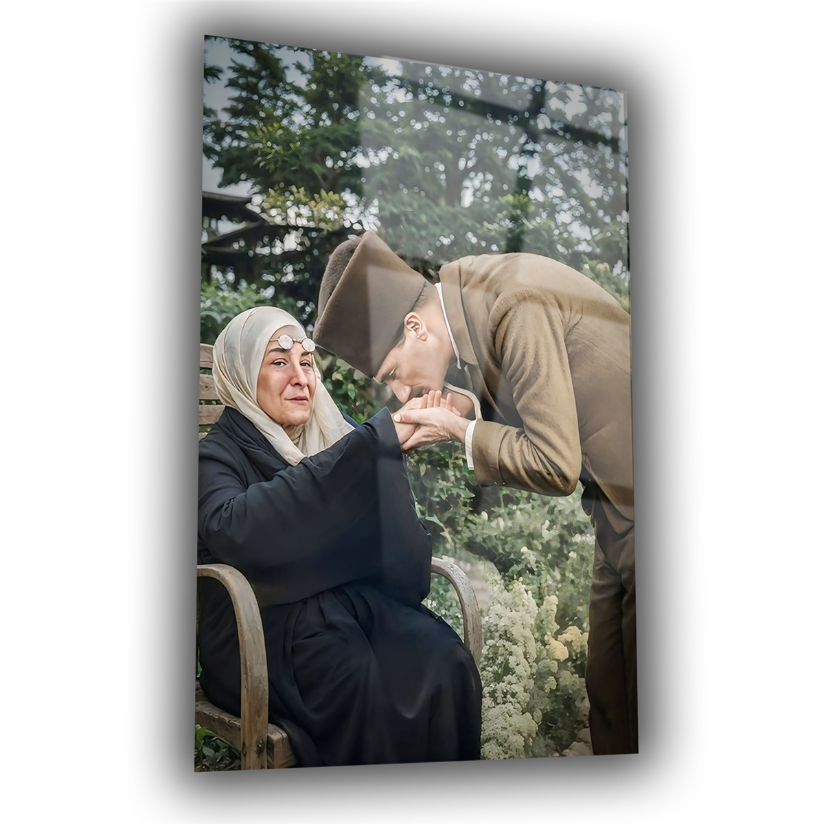 Dikey VatanTemalı Cam Tablo 227